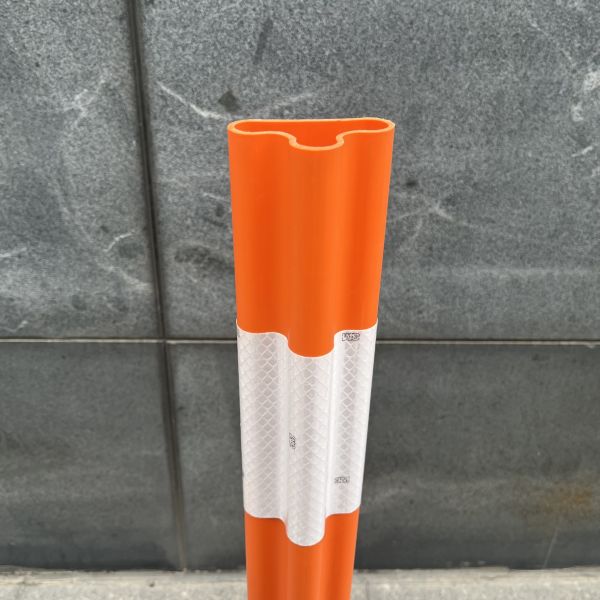 Beijing ROADSAFE Warning Flexible Reflective traffic guardrail road delineator post Cloud Tubular bollard 1.2kg 90CM Pole Post Delineat