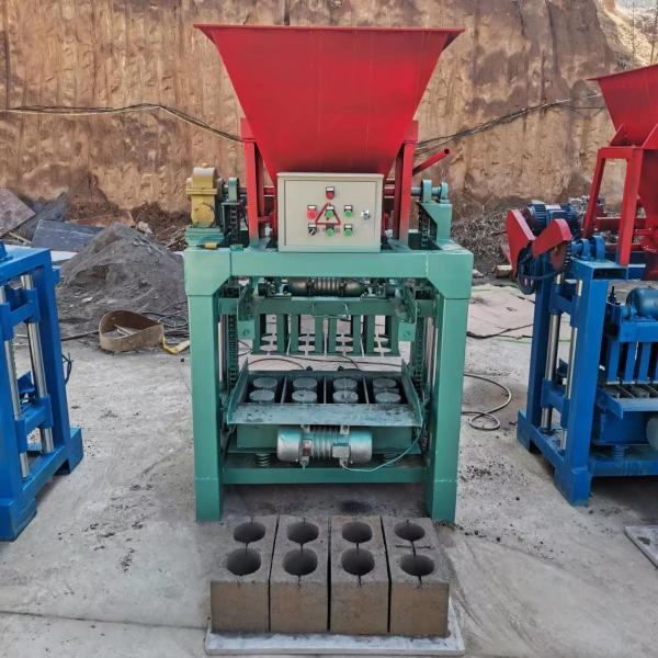 New Product 4-35b Model High Quality Semi-automatic Brick Making Machine for Construction Projects