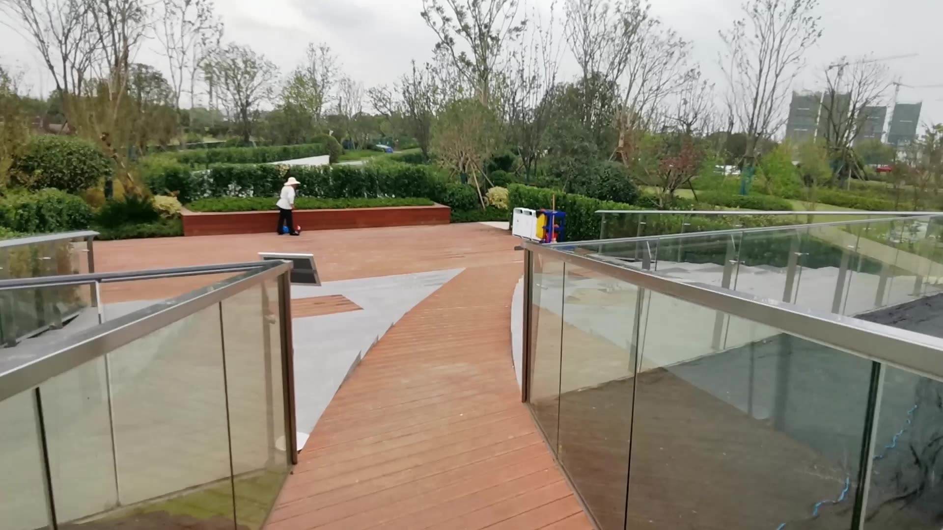 Grey Waterproof Bamboo Composite Decking 20mm Bamboo Flooring Deck