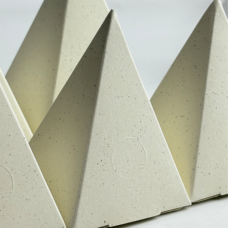 Quality Custom Triangle Aromatherapy Box Recyclable Paper Packaging for sale