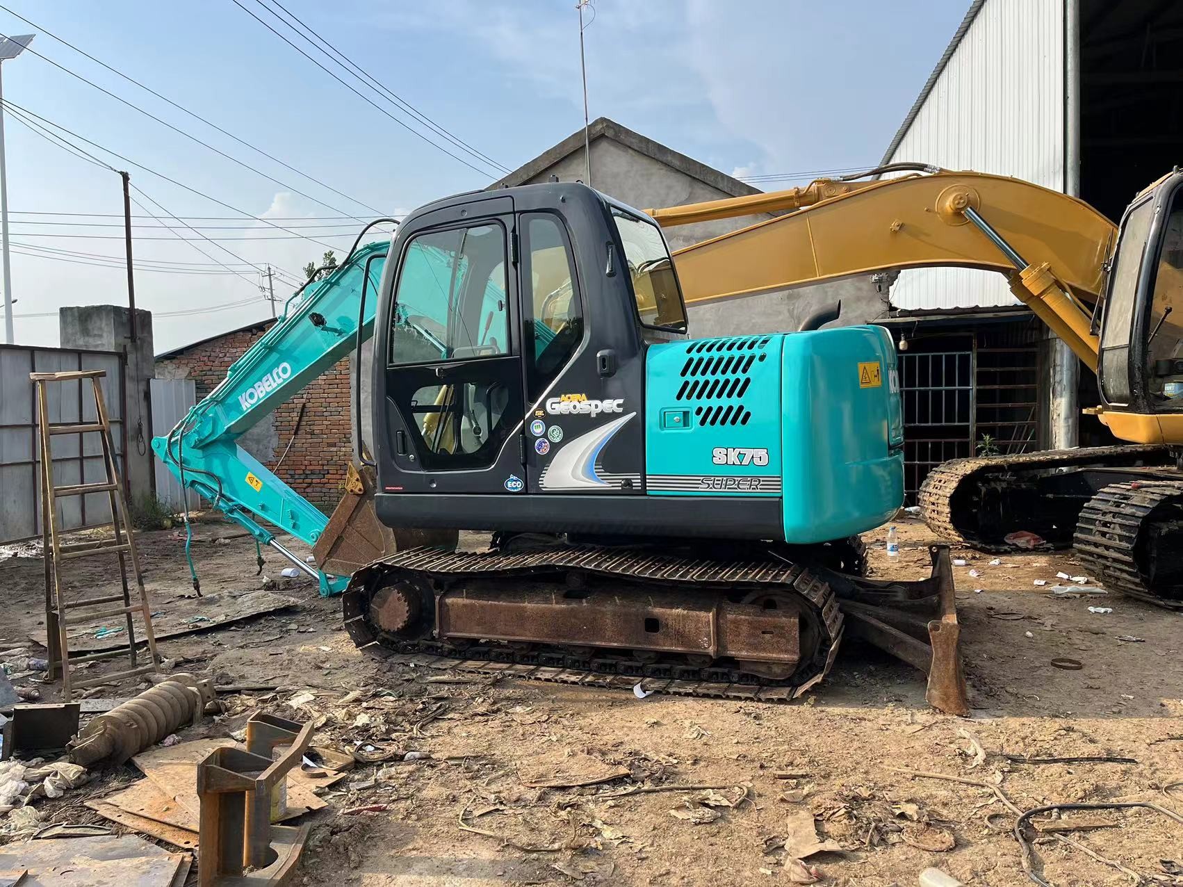 KOBELCO SK75 Used Crawler Excavator 7.5 Ton 41KW Power With Good Condition