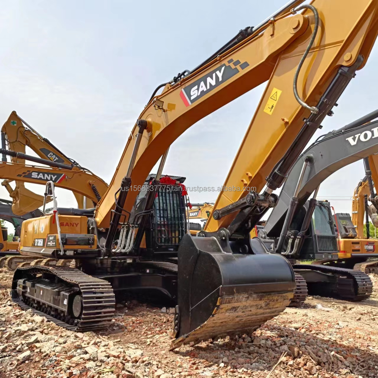 212 kw Second Hand Sany 305H Excavator 30.5 Tons High Speed Hydraulic Pump Original