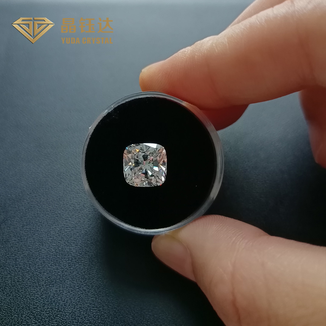 Round Square 5mm To 8mm HPHT Synthetic Diamond 8.0ct 8.99ct For Excellent Cut