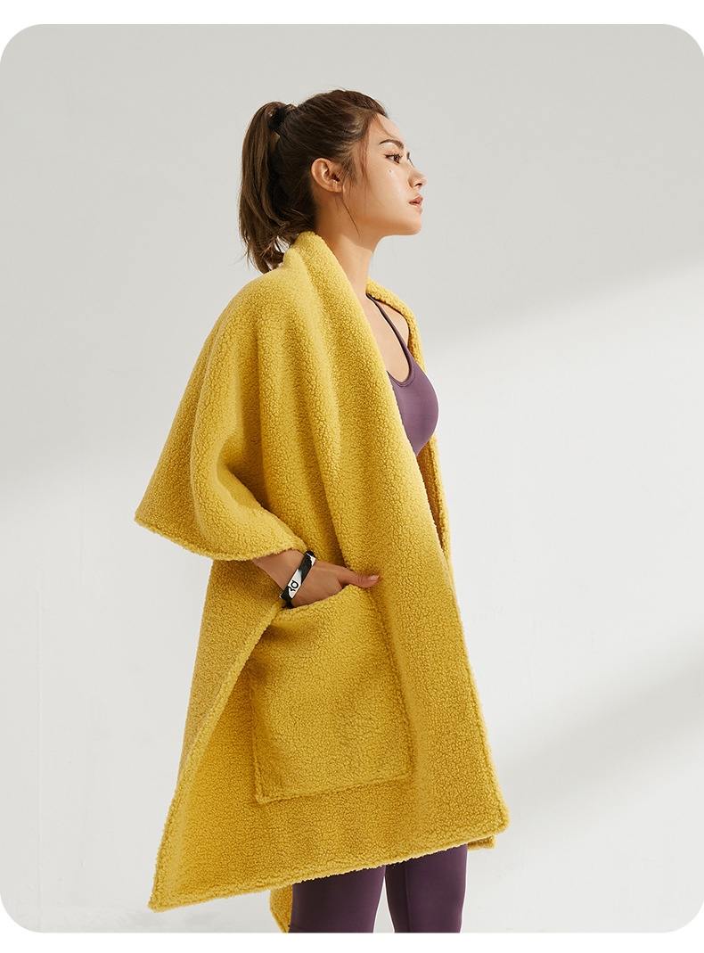 Y-F Knitted Poncho Cardigan Cape Top Sweater Cozy Fleece Jumbo Scarf Wrap Shawl with Large Front Pockets for Women