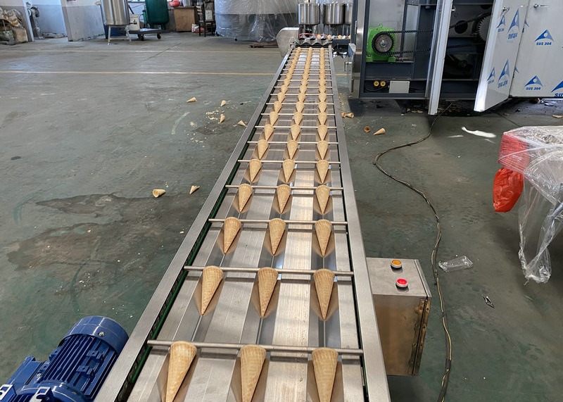 7500pcs/H 4.37kw Ice Cream Wafer Cone Machine Schneider PLC Control