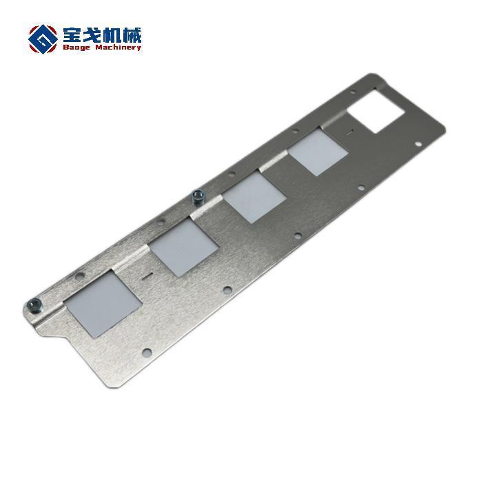 C11000 Copper Energy Busbar 150 a 2p with 10 or 20 Screws with Nickel Cover