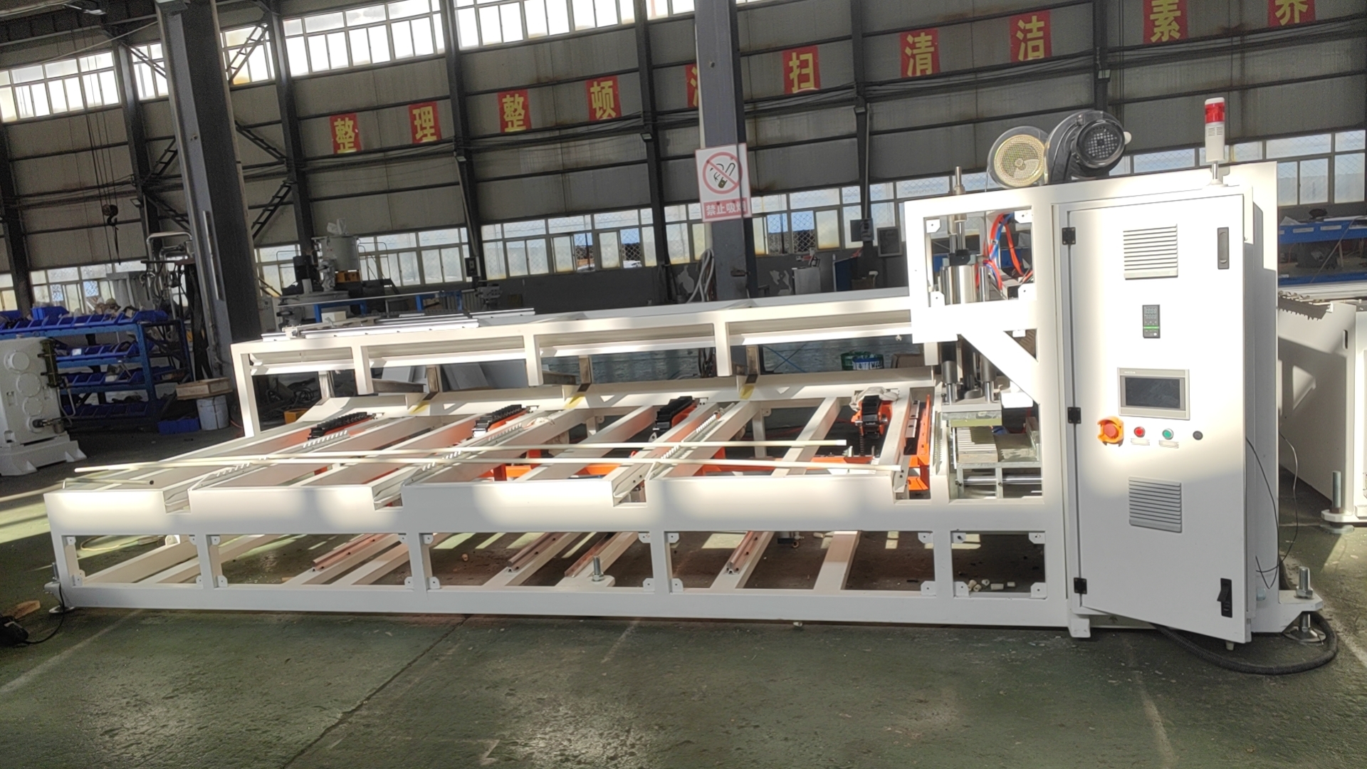 SHENZHEN HYPET High Speed PVC Pipe Making Machine , PVC-O High Filler Pipe Extrusion Production Line
