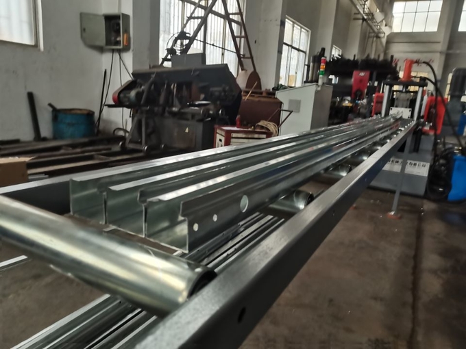 1.3 Mm-1.5 Mm Galvanized Steel Coils C profile Shutter Door Rail Roll Forming Machine With Notch 0