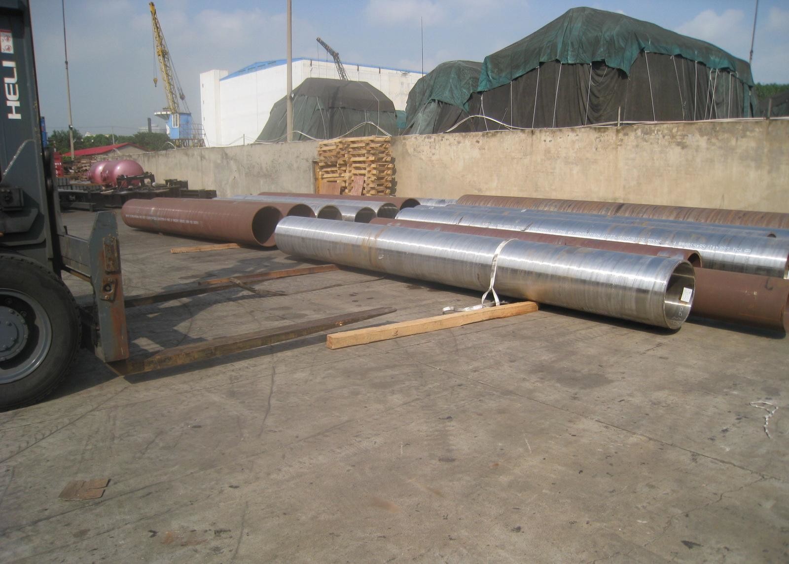 Seamless Hot Rolled Steel Pipe 24'' 610mm OD Large Caliber Boiler Application