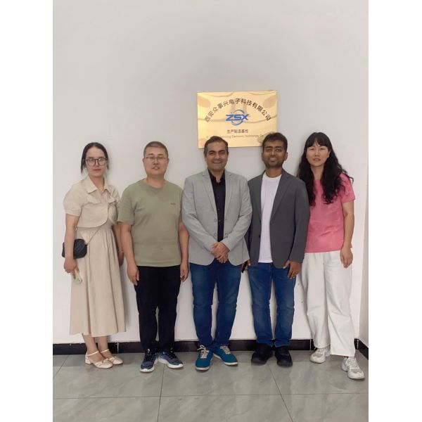 1A Rectangle Connector 9 / 15 / 21 Pin Female Jack Connector J63A-222-009-261-TH