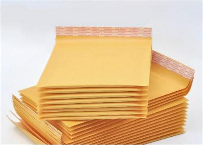 Heat Resistant Kraft Bubble Mailers , Bubble Padded Envelope For Shipping