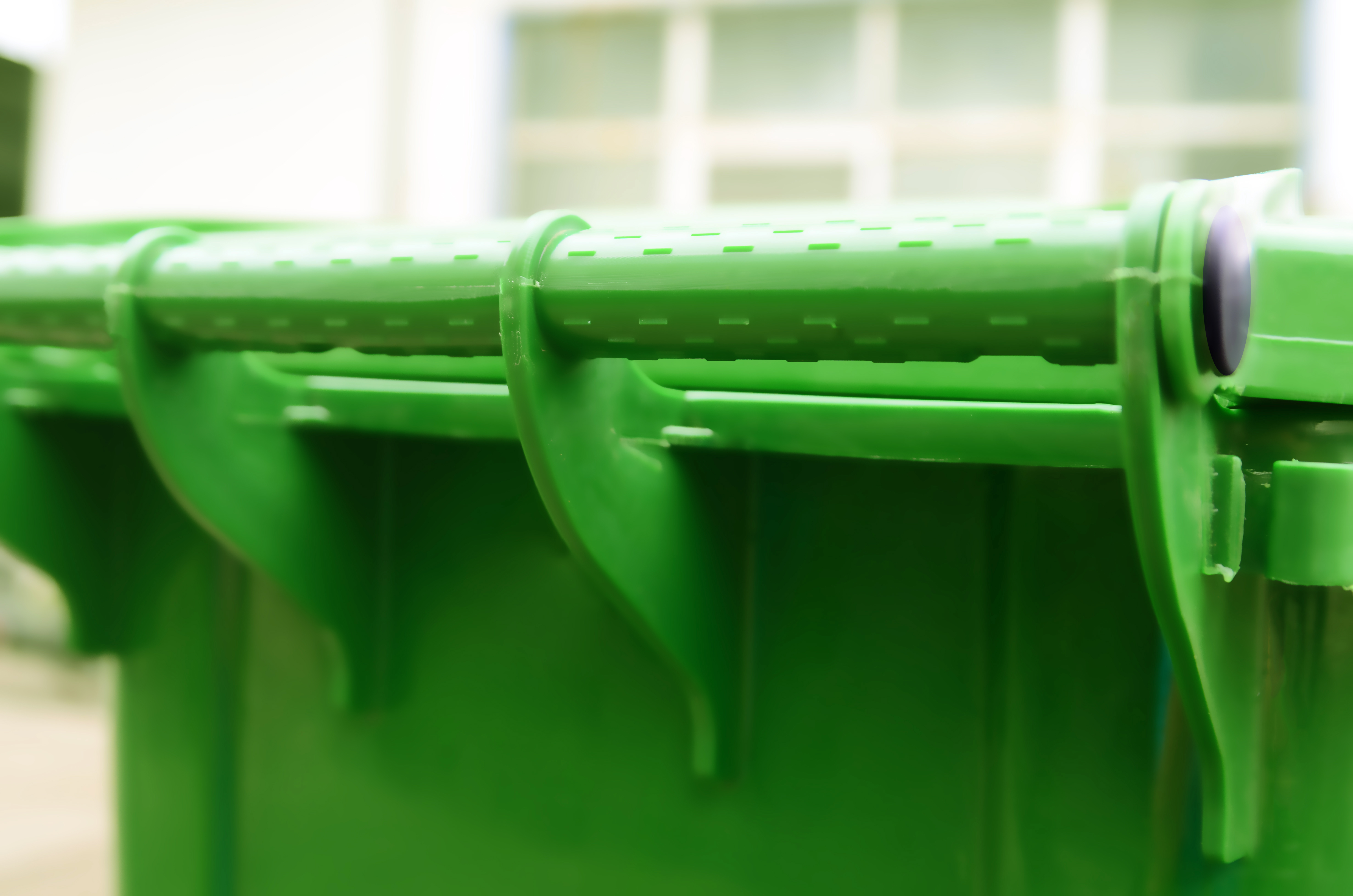 240L Trash Cans With Wheels Recycling And Sanitation Trash Bin 240 Liters