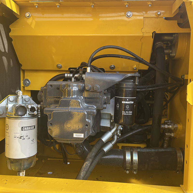 Used Komatsu PC200-8MO Crawler Excavator 110kw Rated Power 1m³ Bucket Capacity In Stock