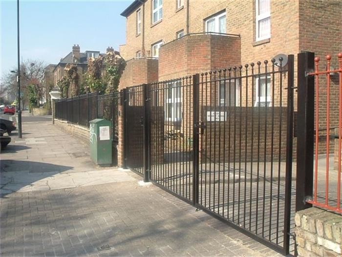 Hot Dipped Galvanized Wrought Iron Fence Gate , Wrought Iron Security Fence