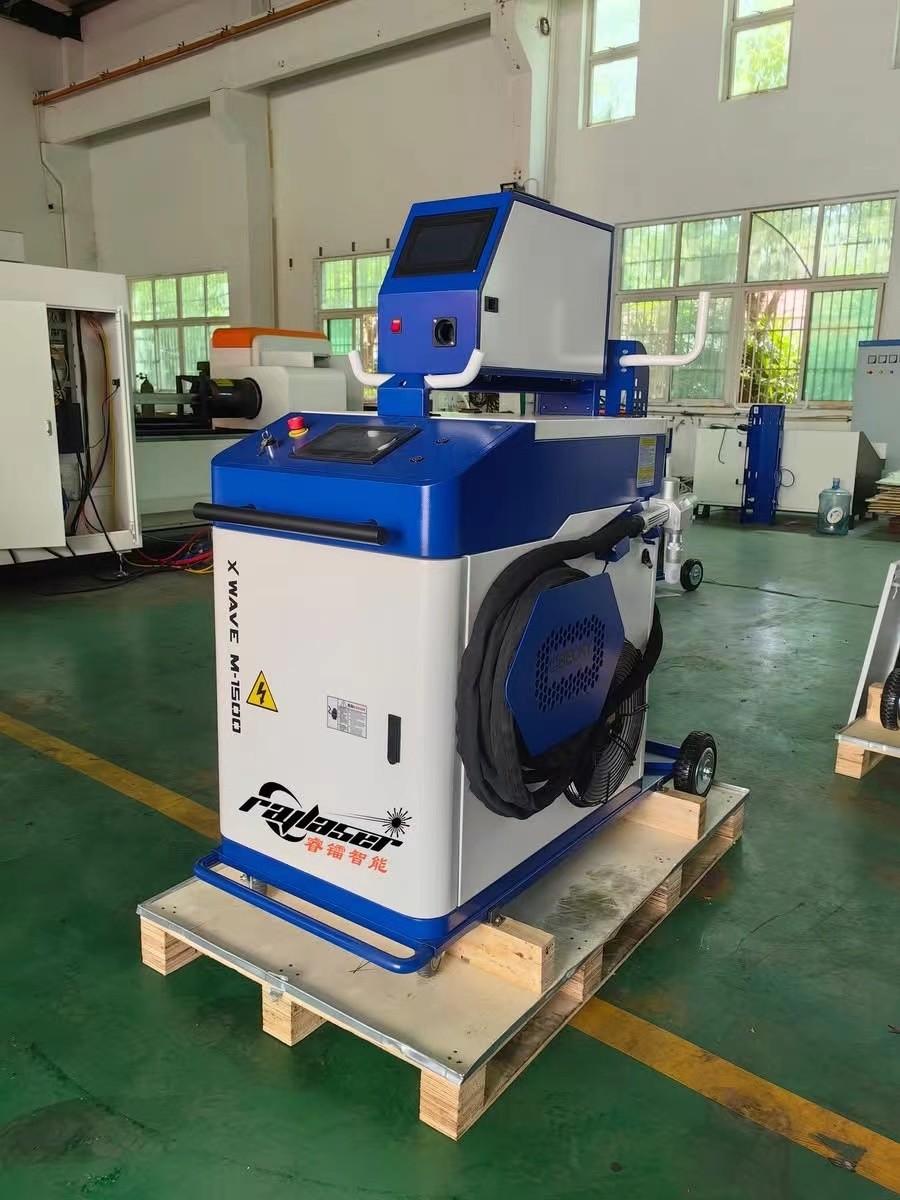 Power 800W-3000W Spot Laser Welding Machine with Max 5mm Welding Depth