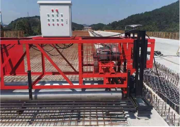 SMP-600 Multi Roll Concrete Paving Machine for Bridge and Tunnel Construction