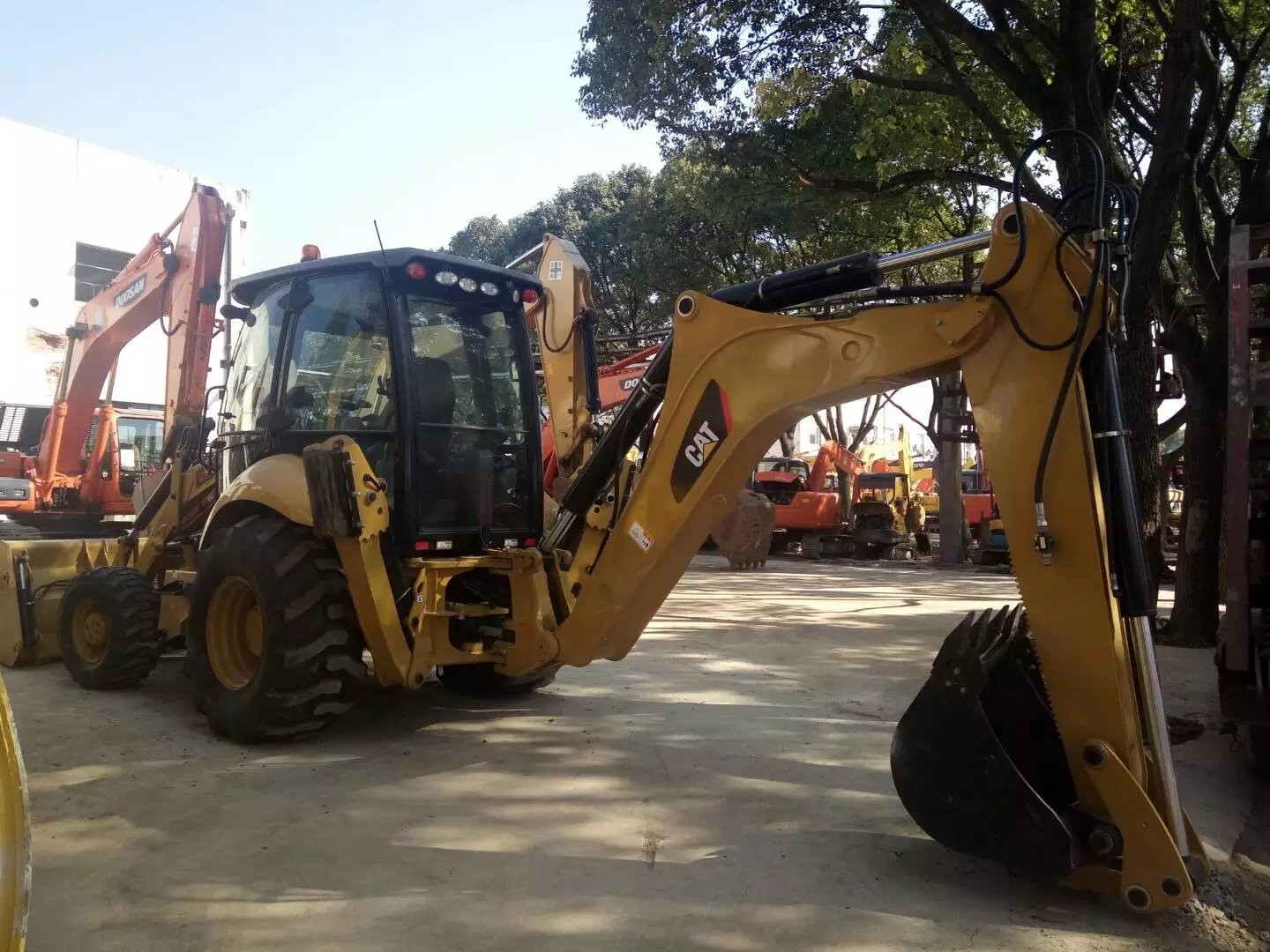 CAT 420F Backhoe Loader For Sale