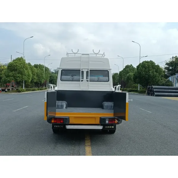 9-Seater Multifunctional Engineering Rescue Vehicle