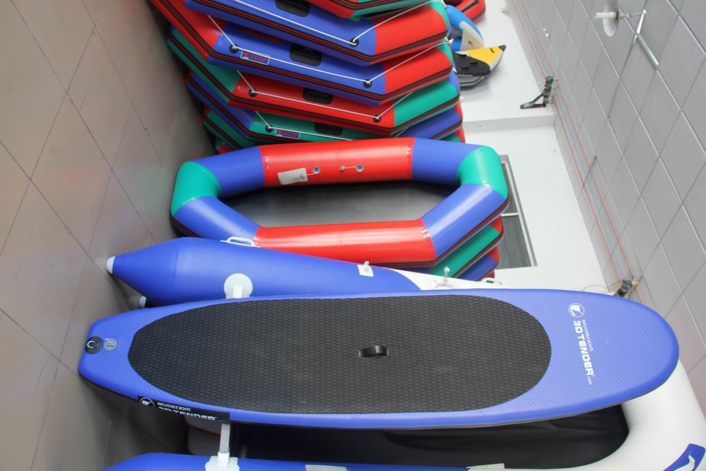Attractive Inflatable SUP Board With Bungee / D - Ring 11 Feet Long 6 Inch Thickness