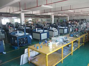 accuracy Small Glue Dispensing Machine Operate Mode Button or Hand Terminal