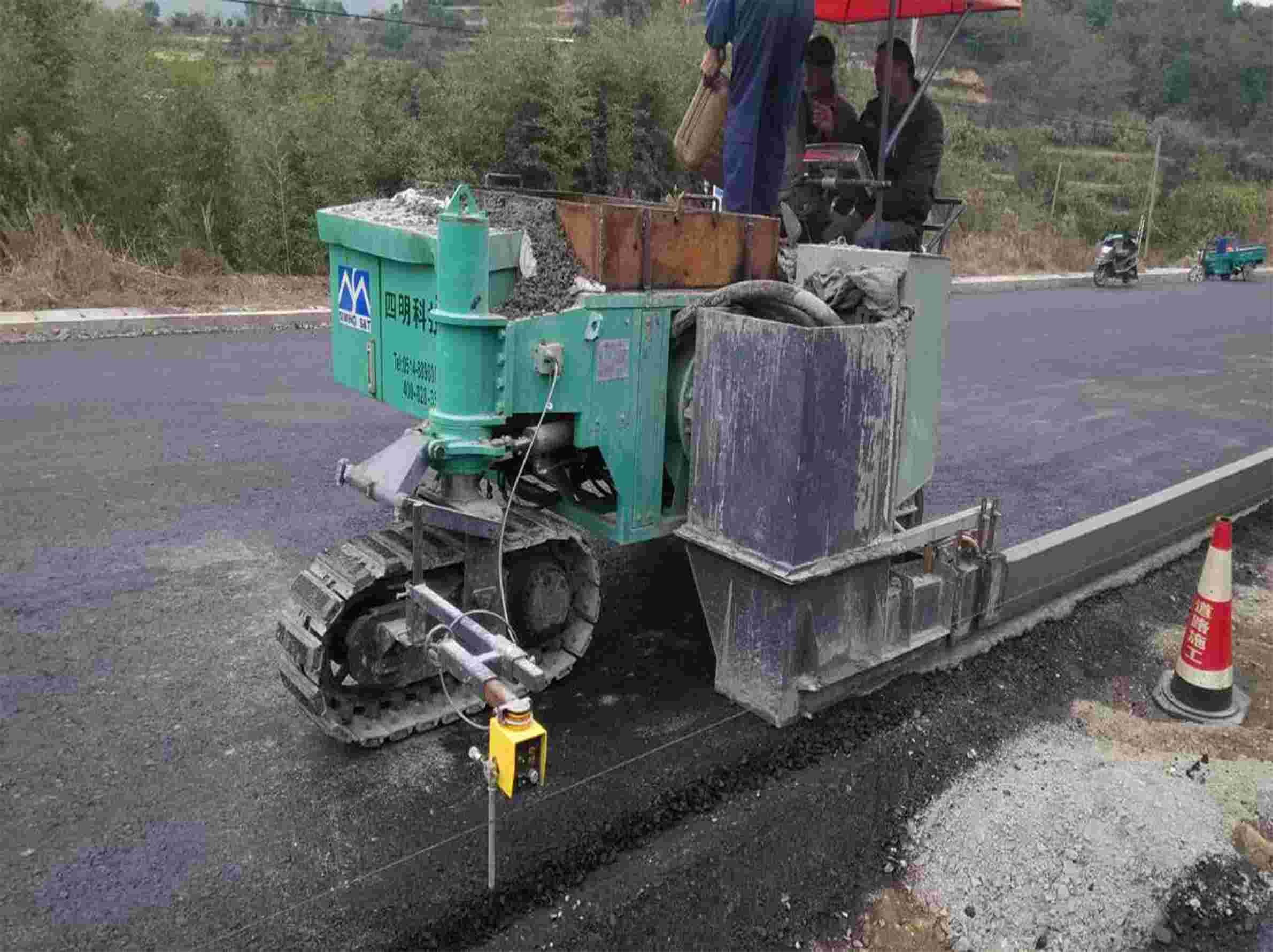 SMC-523 Hydraulic Slipform Paver for Highway Curb Paving 125x50cm