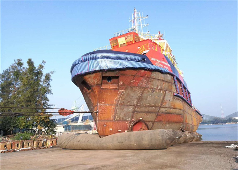 Inflatable Marine Rubber Airbag For Ship Launching And Landing