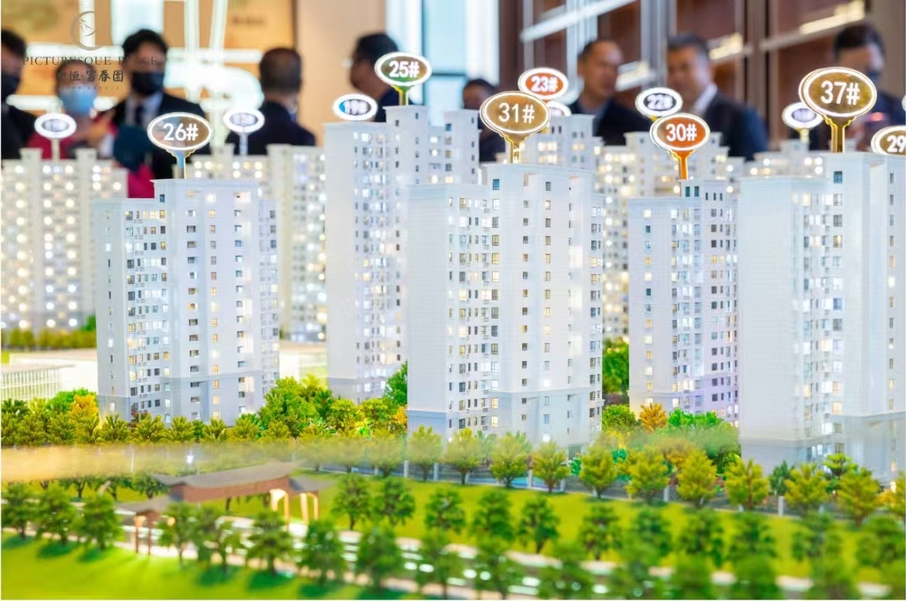 Complex Modern Residential Architectural Models 1:100 Scale Model High Rise Buildings