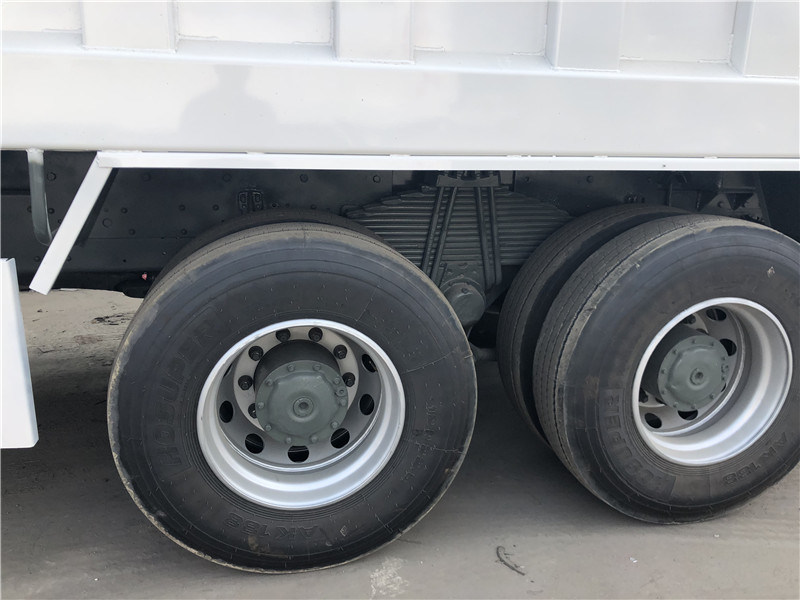 Second Hand Sinotruck HOWO Used 371HP 375HP HOWO 10 Wheels 12 Tyres Dump Truck Tipper Truck 8X4 6X4 with Good Condition for Africa