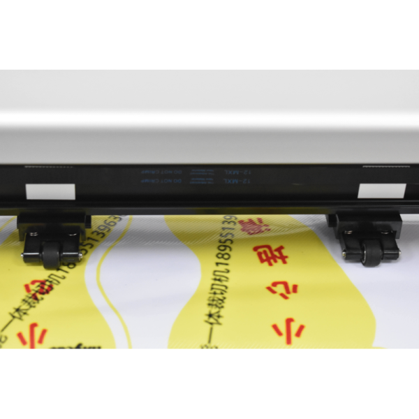 Anycut 1600mm Large Format High-precision High-pressure Stepper Motor Cutting Plotter with 700mm/s Speed
