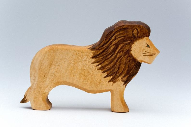 No Burrs Handmade Wooden Animals , Waldorf Wood Carved Lion