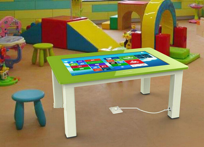 Lcd Interactive Smart Home Touch Screen Table Multi-Function Table With Computer For Kids / Family / Meeting