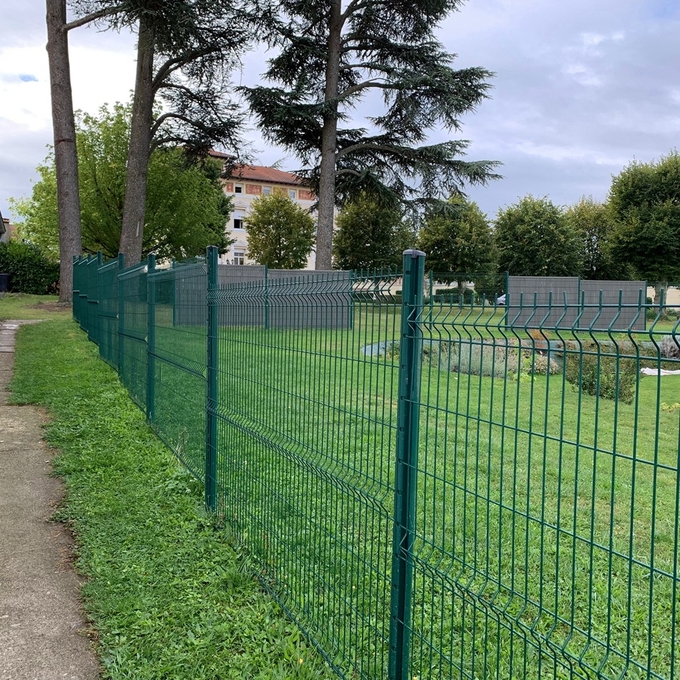 Hot Dipped Galvanized Welded Heavy Duty Garden Wire Fencing 1.5 - 3m Portable