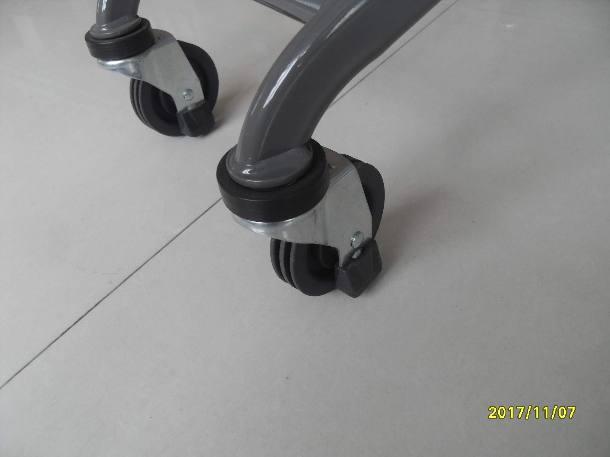 125L Middle Supermarket Shopping Carts With Anti Uv Plastic 900 x 565 x 1005mm