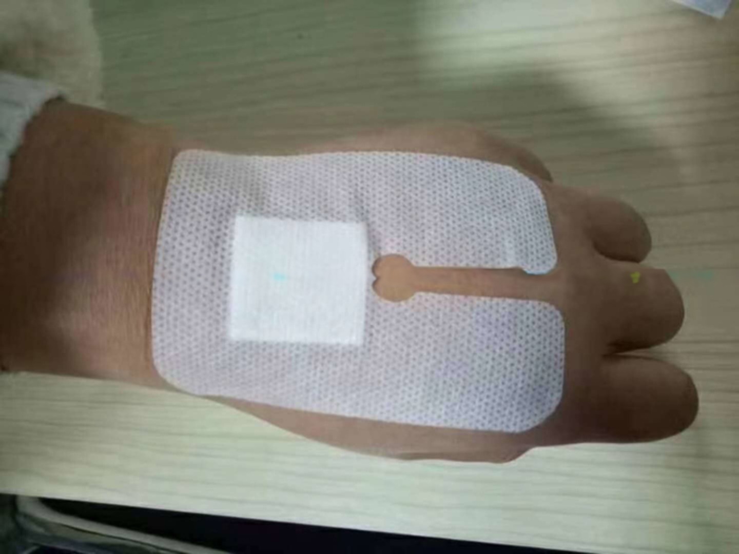 1000 kg Rotary Cutter Type KR-QFT-A Steril Wound Patch Packing Machine for Wound Dressing Plaster