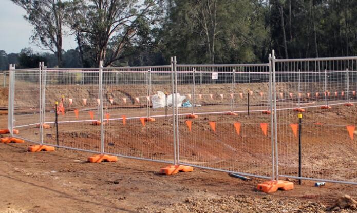 2.1m X 2.4m Outdoor Temporary Privacy Fence Standard Australia Panels For Building Site