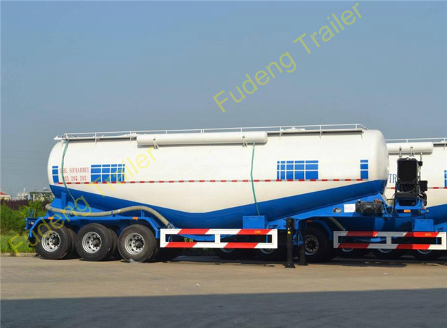 3 Axles Bulk cement tanker trailers 45Tons Silo cement carrier steel material