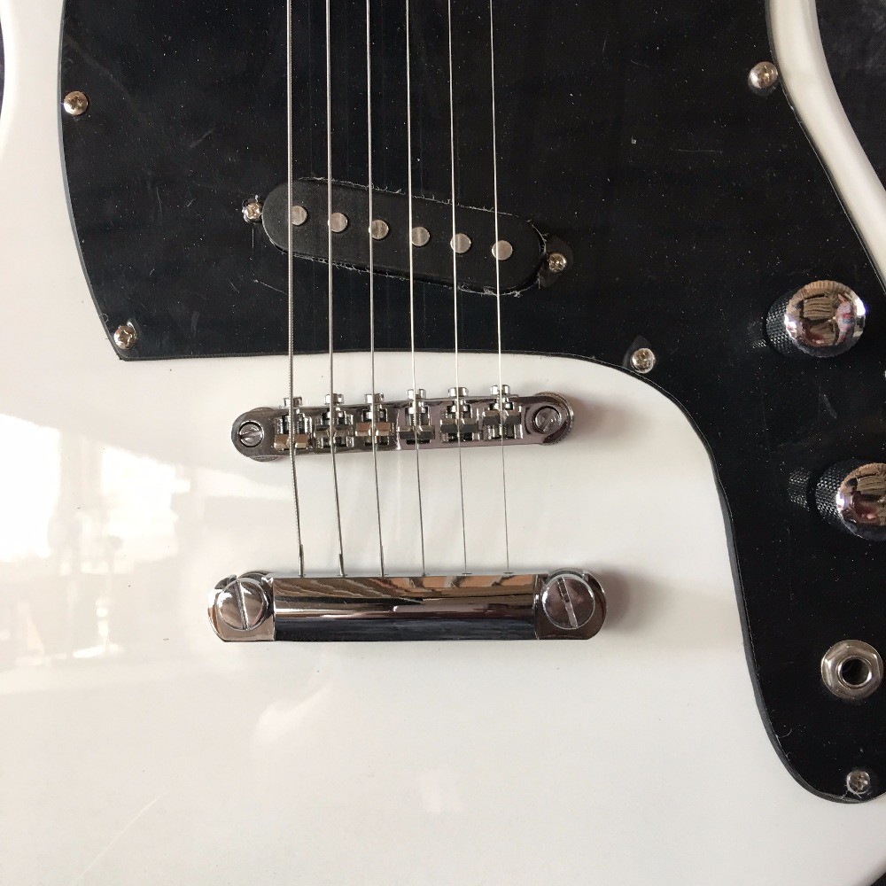 maple Scalloped Fingerboard Vintage white Yngwie Malmsteen Guitar Big Head ST Electric Guitar