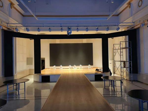 Buy Full color indoor P2.5 640X640MM rental led display panel wall for wedding stage led video wall display at wholesale prices
