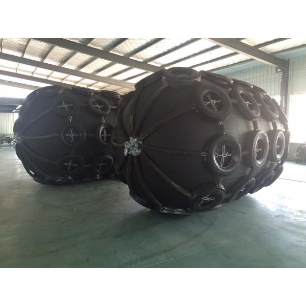 2500mm*5500mm Aging Wear Resistant Floating Ppneumatic Fender For Ship Wharf