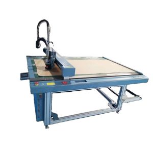 Quality Automotive Carpet Cutting Machine Self Developed Digital Flatbed Cutter for Fabric Product for sale