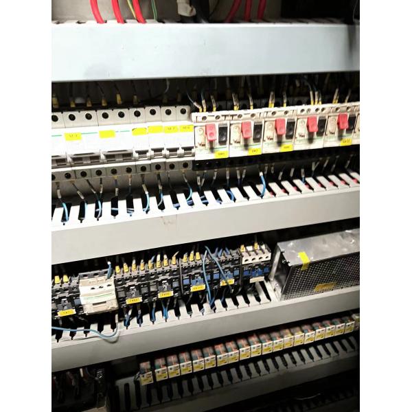 Used Feeler VMC Milling Machine High Speed CNC VMC Vertical Machining Center