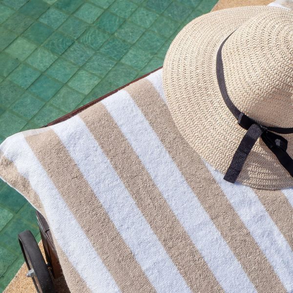 76*180cm Cotton Beach Towels Comfortable With Modern Minimalist Style