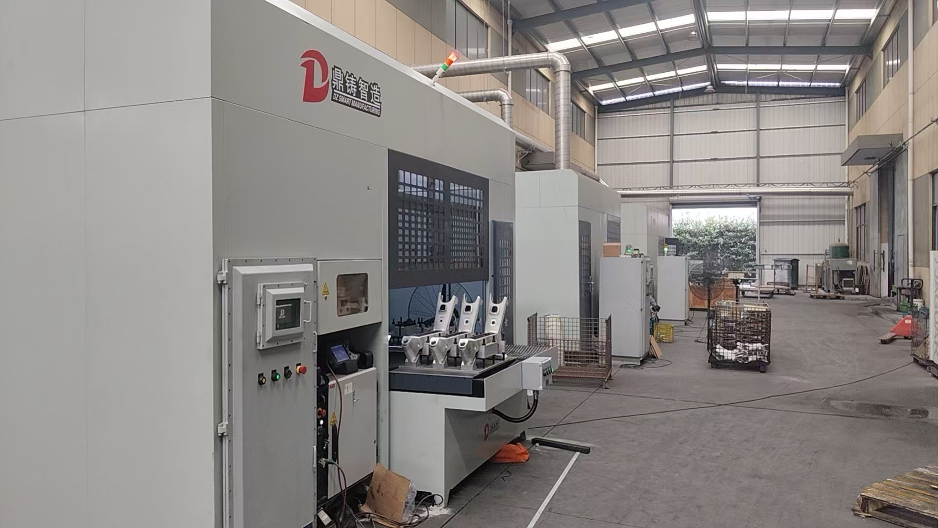 Fully Automatic Robotic Grinding and Polishing System for Electric Vehicle Metal Components
