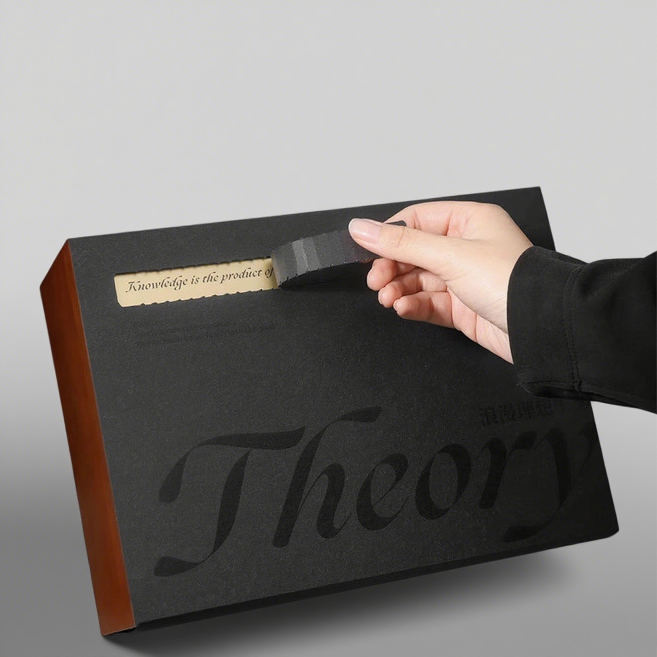 Eco-Friendly Custom Zipper Mailer Box Corrugated Cardboard with Black Matte Lamination UV Varnishing