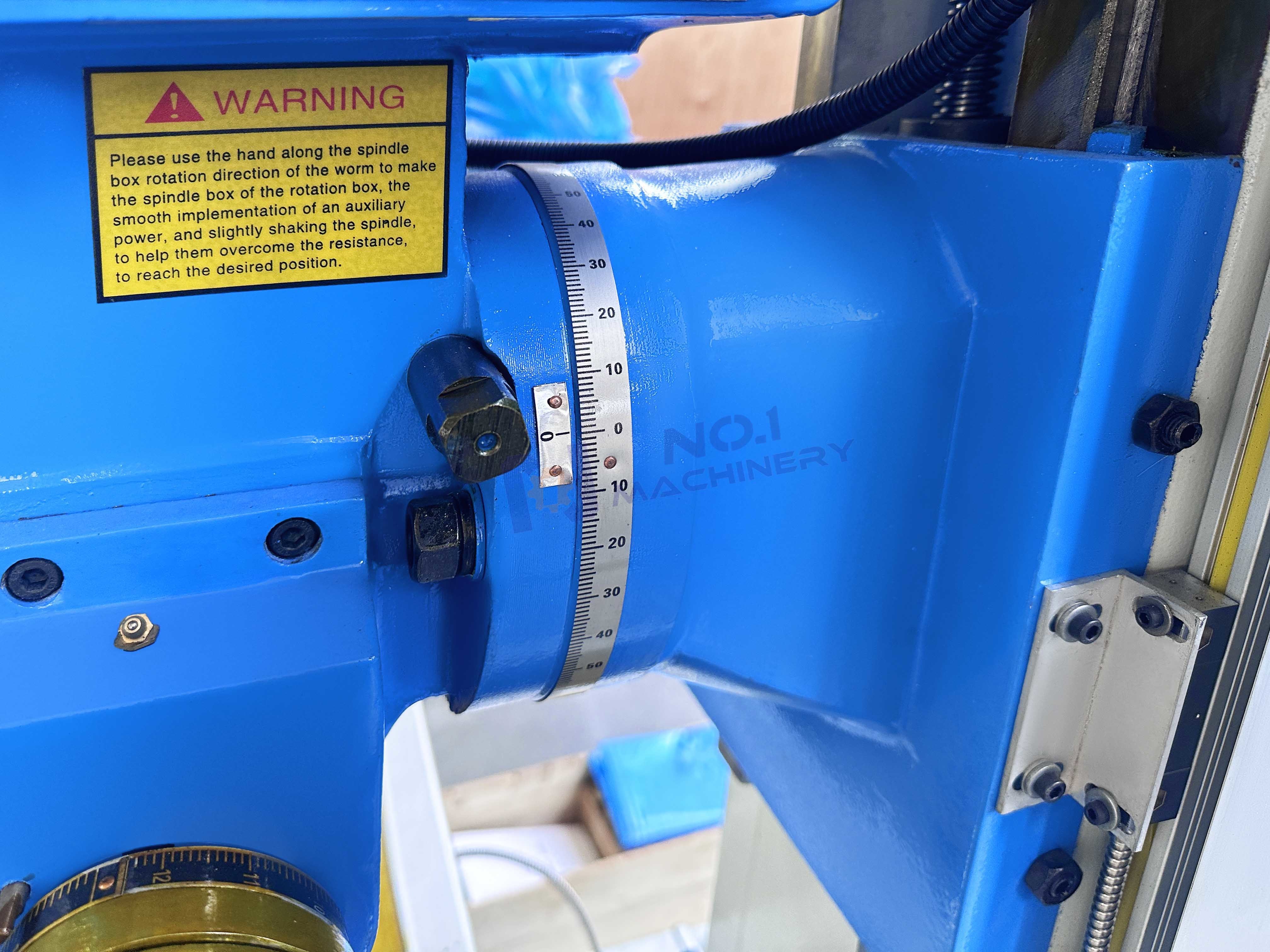 ZX50C Drilling Milling Machine Manual Milling Machine X Axis Automatic Tool Feed DRO