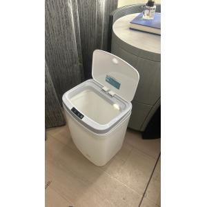 High Quality Intelligent Automatic Touch Free Rectangular Rechargeable Dustbin