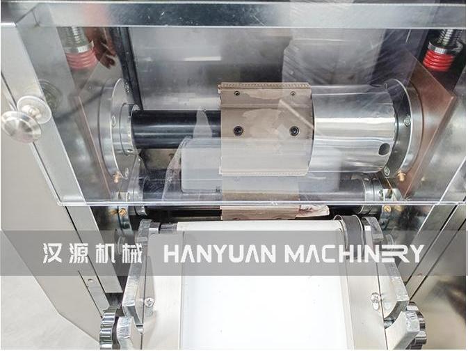 Semi-automatic Packaging Machine