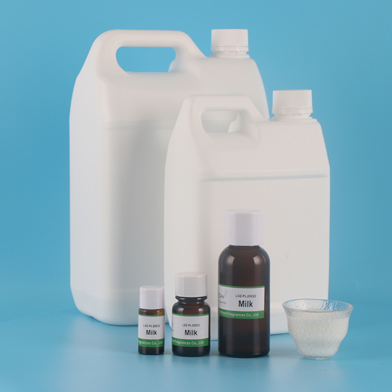 Eco Friendly Bulk High Concentrated Milk Essence Fragrance Oil Essence for Shampoo Making