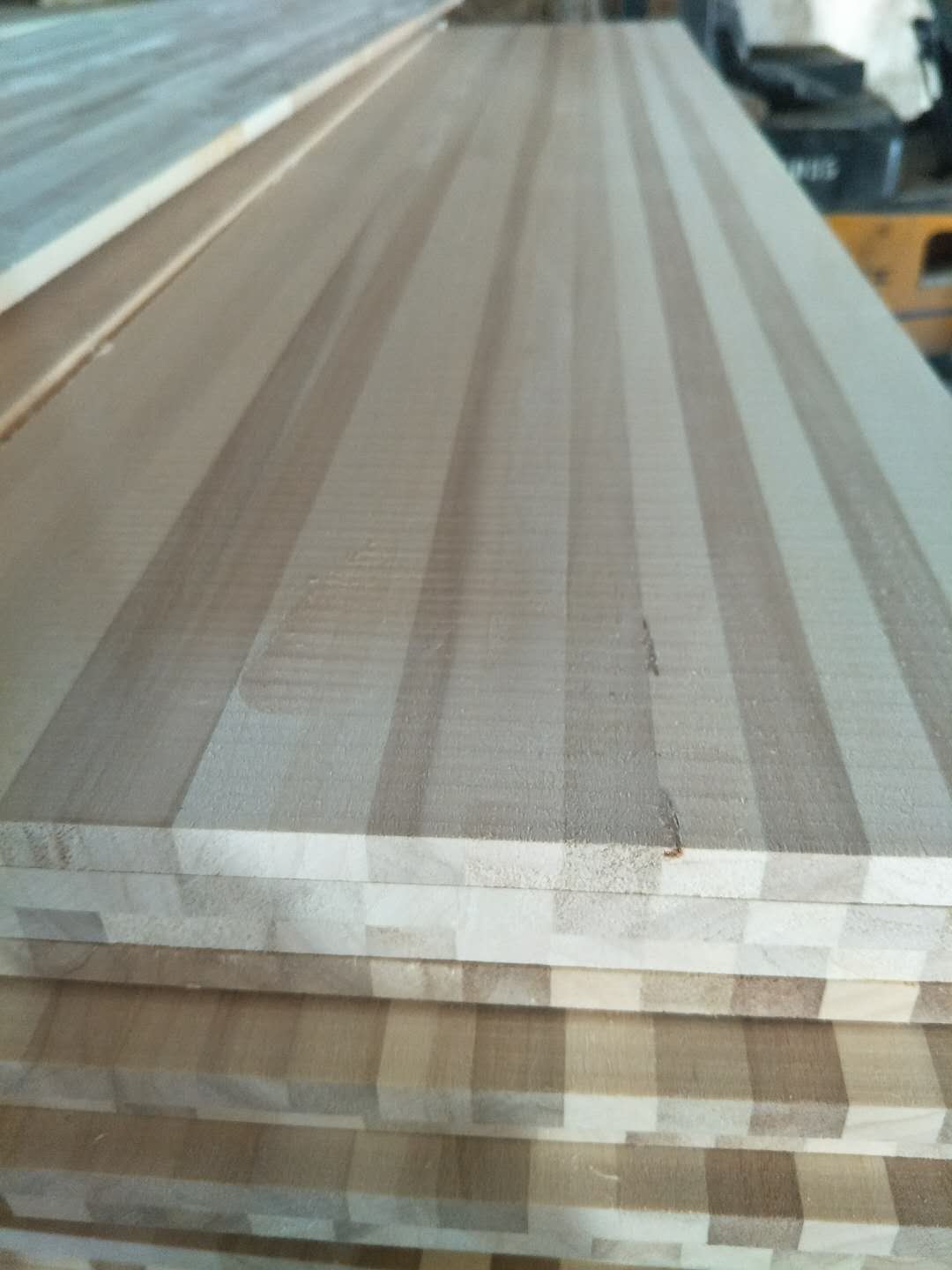 Malaysia Market 1500x480x12mm Customized Poplar Wood Snowboard with Natural Color