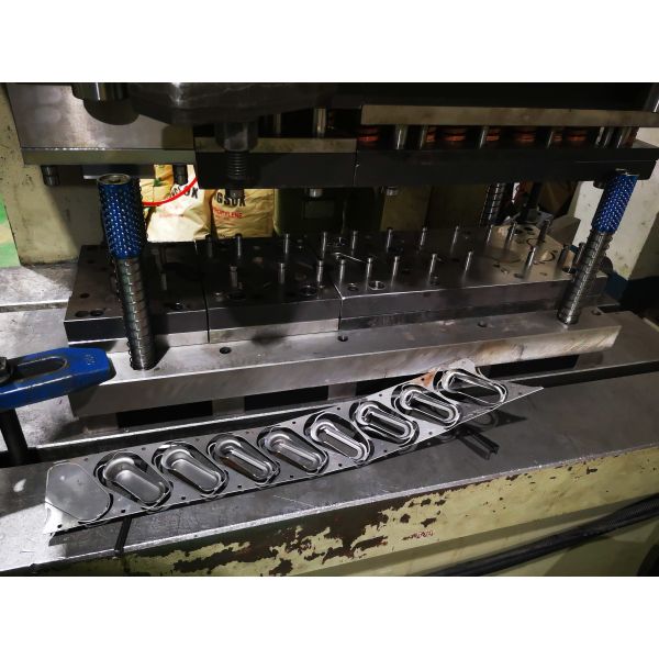 Custom Precision Metal Stamping Parts | Deep Drawing Sheet Metal Components | OEM Stainless Steel Stamped Brackets for LED / Automotive / Home
